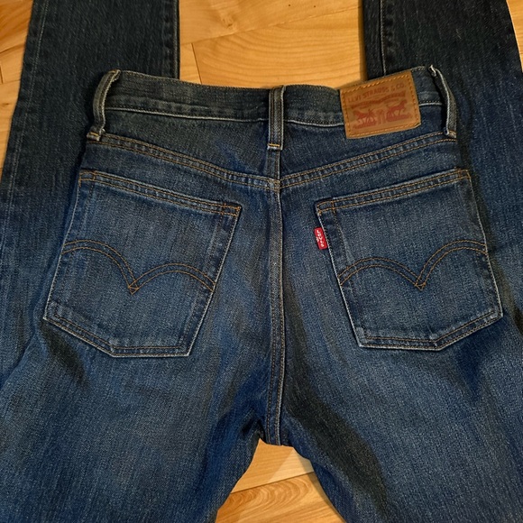 Levis Wedgie White Oak Cone denim size 24 - Picture 6 of 10